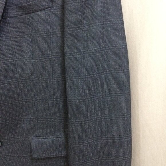 Van Heusen Gray Plaid Suit Jacket Blazer Rayon Blend 2 Button Stretch 42R - Picture 6 of 7